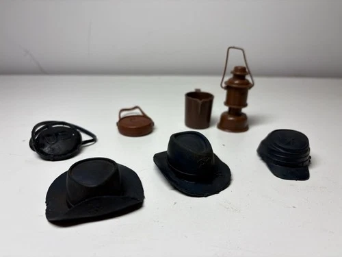 VINTAGE MARX JOHNNY WEST ORIGINAL PARTS & ACCESSORIES LOT