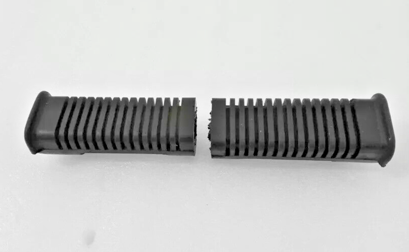 Triumph T140/TR7 Foot Peg Rubber Set - Pair For 1979 And Up Models (Parts 83-7256 & 83-7259)
