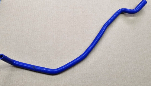 RENAULT 5 GT TURBO USED SILICONE WATER HOSE BLUE WATER PUMP TO TURBO UNIT - Picture 2 of 2