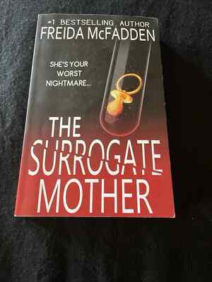 THE SURROGATE MOTHER (PAPERBACK) BY FREIDS MCFADDEN