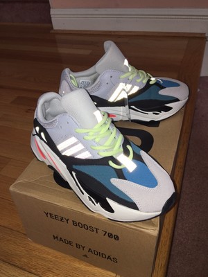 adidas yeezy boost 700 grey