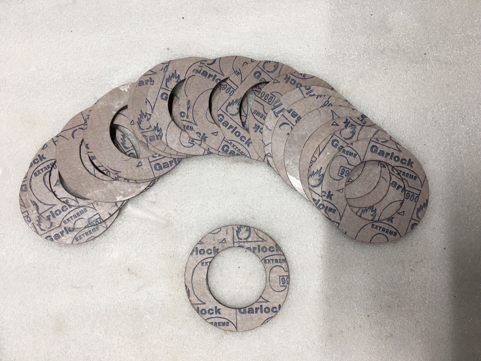 GARLOCK 9900 Extreme Temperature Flange Gasket - 2” x 1/16” - Lot of 25 ...