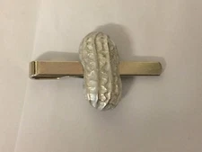 Nut GT156 Fine English Pewter on a Tie Clip (slide)