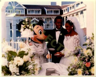 Vintage Press Photograph 1992 Special Wedding Guests Disney