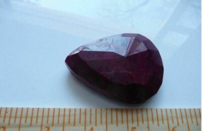 Natural Pear Shape Large African Natural Earth Mined Red Ruby Gemstone 488ct