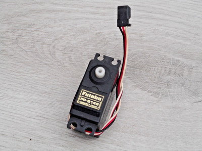 Futaba FP-S148 Servo Indirektantrieb