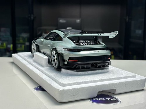 1/18 Minichamps Porsche 911 GT3 RS 992 astilla metálica - Imagen 6 de 9