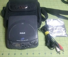 RCA Model RP-7913A CD Disc Player Headphones Audio Cable  Case
