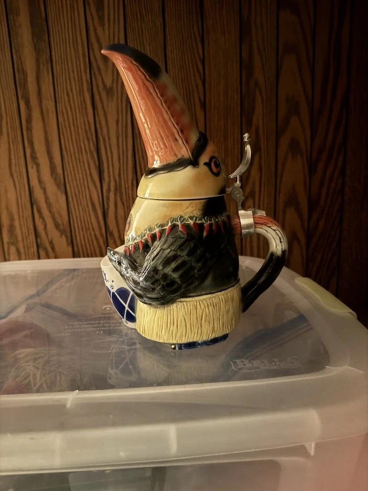 Corona Tucan Stein de Tradex Foto 2 de 4