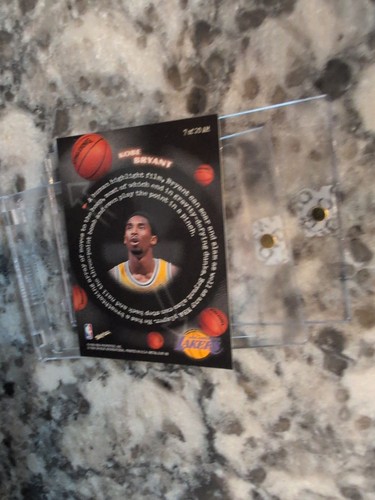 Kobe Bryant 1997 - Metal Universe #7 All Millennium tarjeta de inserción de lámina - Imagen 16 de 18
