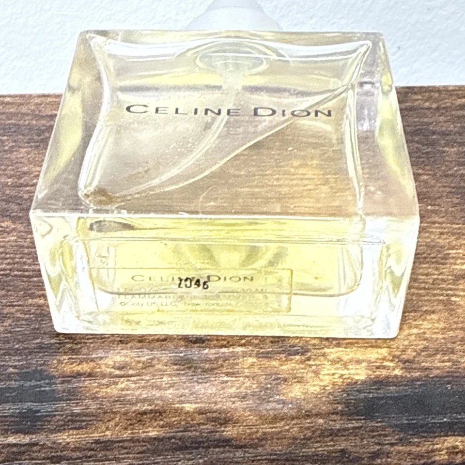 Туалетная вода спрей для женщин Celine Dion Notes 1,0 унции / 30 мл без коробки - Изображение 3 из 3