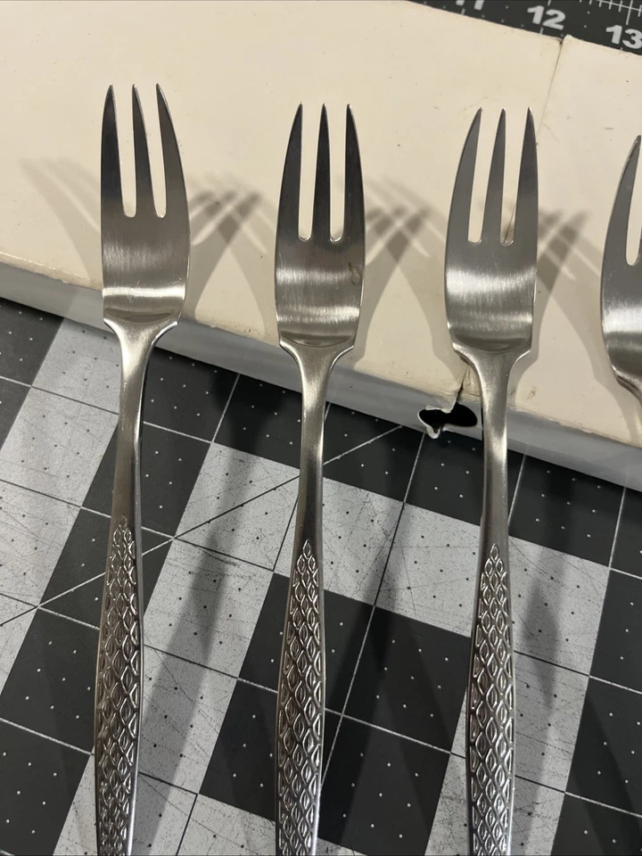 Dansk Variation IV (4) Salad Forks Stainless Finland IHQ No Black Accent - Image 4 of 4