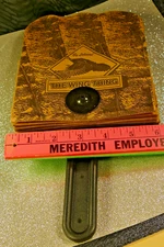 Vintage Lohman WING THING Fly Down Turkey Feather Sound Game Call Hunting FOLDS