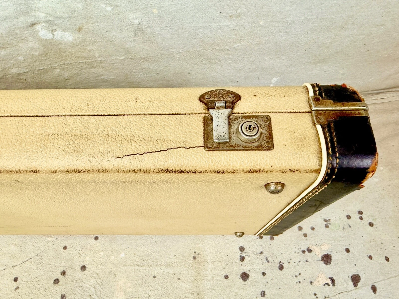 Picture 11 of 16