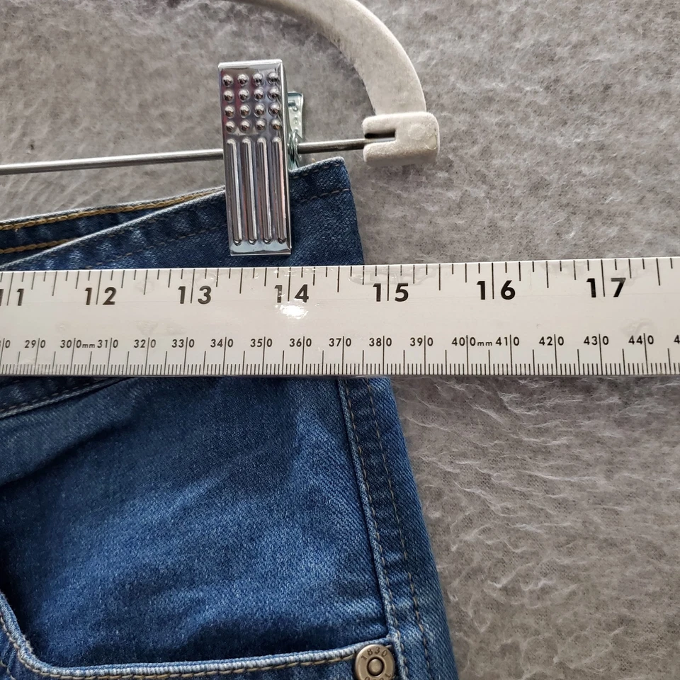 Pantalones de mezclilla para mujer Woolrich 8 Petite azul mamá tiro alto lavado medio Foto 3 de 4