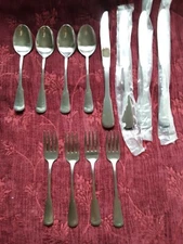 Oneida Yorktowne/Colonial Square Flatware - 12 Pc. - Forks, Knives, Spoons - NEW