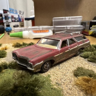 Station Wagon Diecast Car weathered rusted red 1:64.   