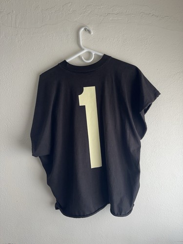 Kanye West Vultures Box One T Shirt, Size 1
