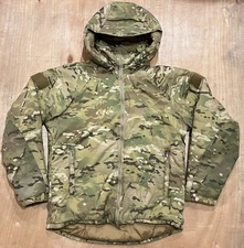 Wild Things Primaloft Puffer Camo Jacket Size Small Made in USA EUC