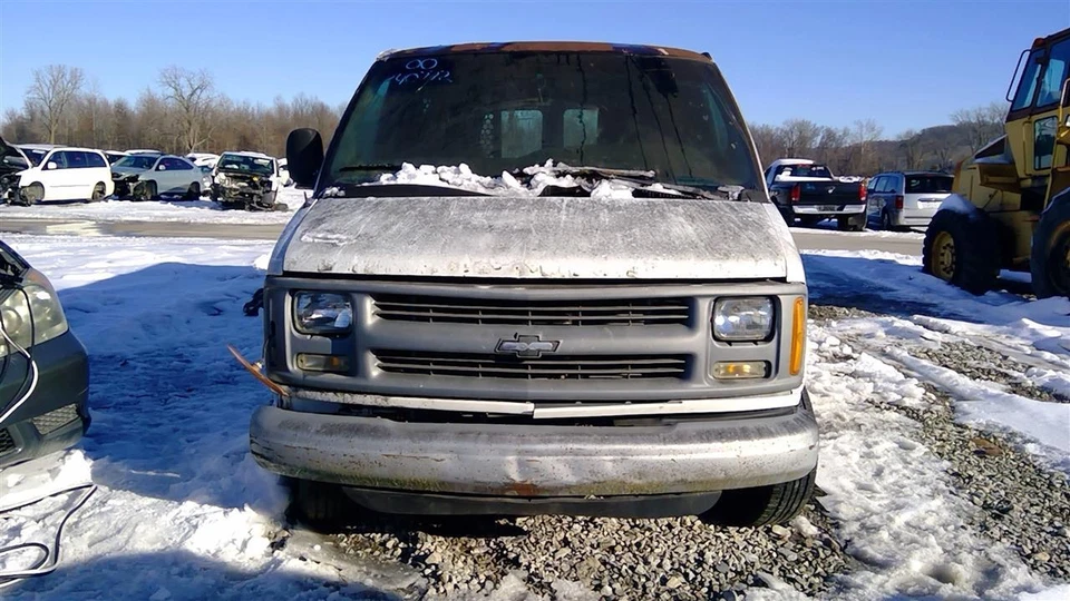 Used Engine Complete Assembly fits: 2000 Chevrolet Express 3500 van 5.7L VIN R 8 Foto 2 de 4