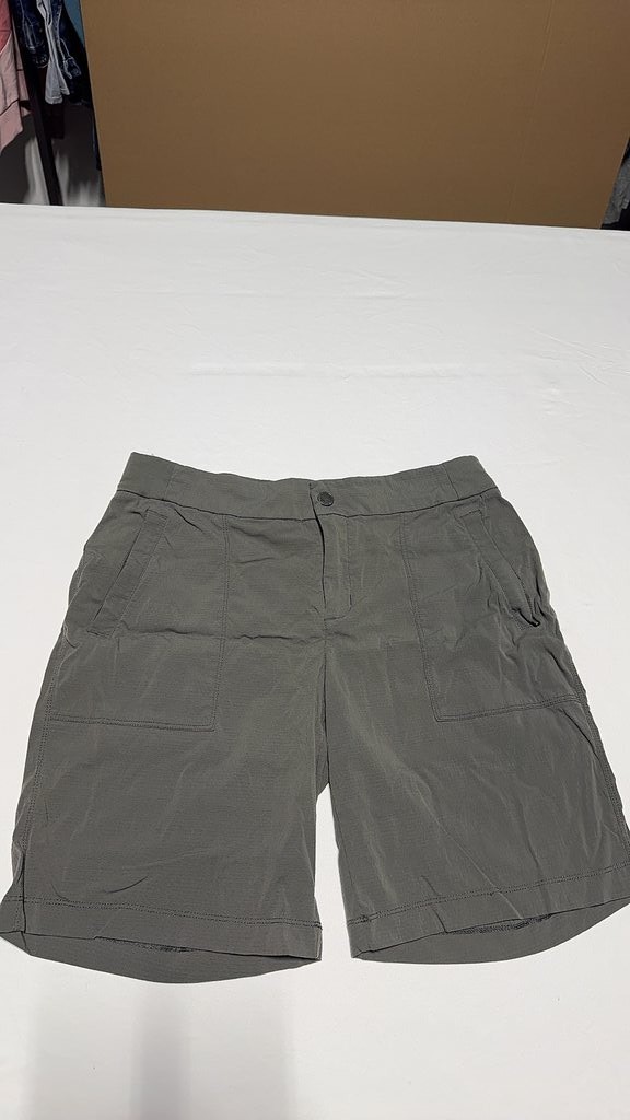 Athleta Women's Olive Green Cargo Shorts Size 10
