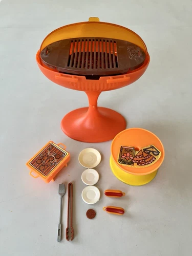 Vintage 1970s Barbie Dream Pool Collection BBQ Grill Set With Accessories Mattel