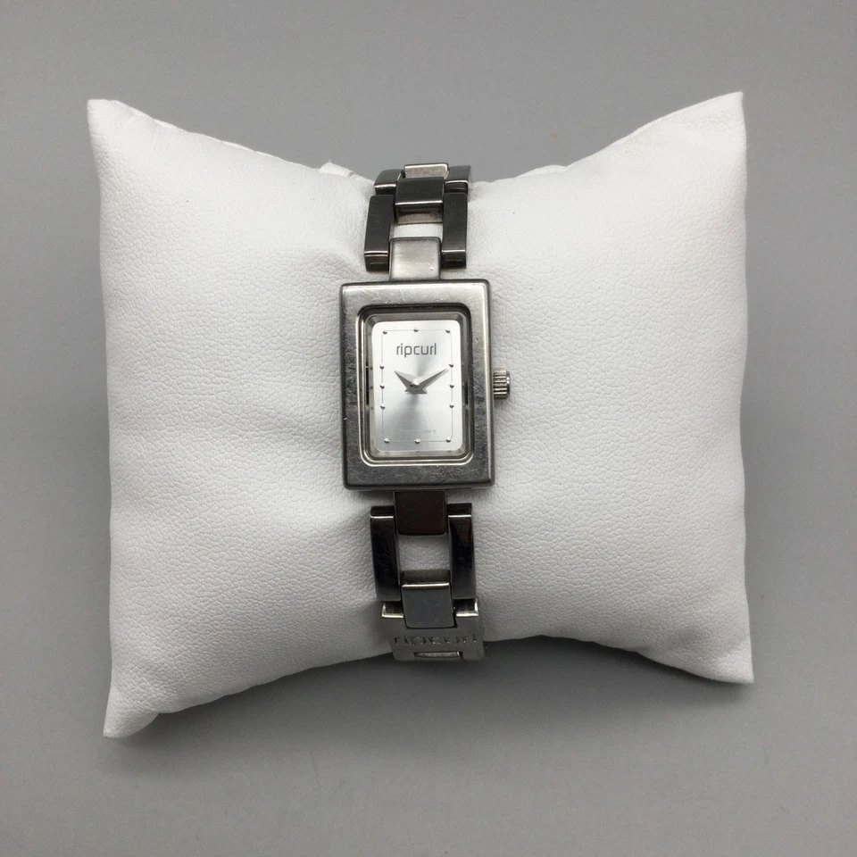 Rip Curl Classic Surf Watch Women 17mm Silver Tone Tank 100M New Battery 6.25" - Image 2 of 4