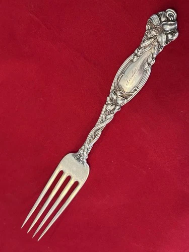 Antique Frontenac Sterling Dinner Fork International Silver 7.5 Inches 46 Grams