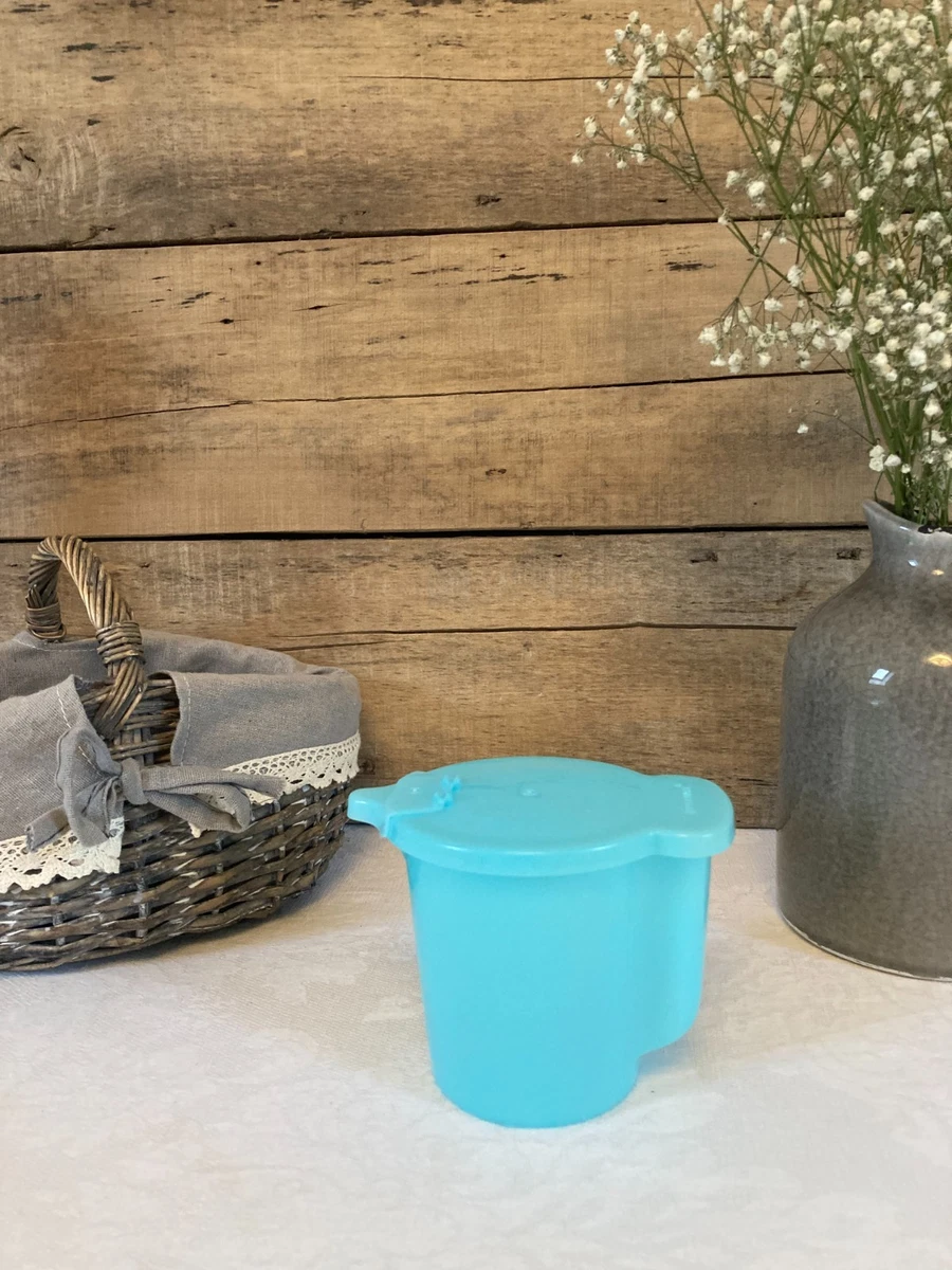 JOLI PETIT POT COUVERT - SUCRIER BONBONNIERE - VERRE ROUGE taillé étoile
