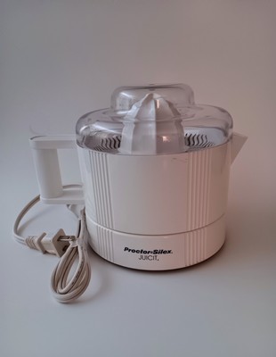 Proctor- Silex Juicit 16 Ounce / 500 ML Fruit Juicer Great Shape No Box