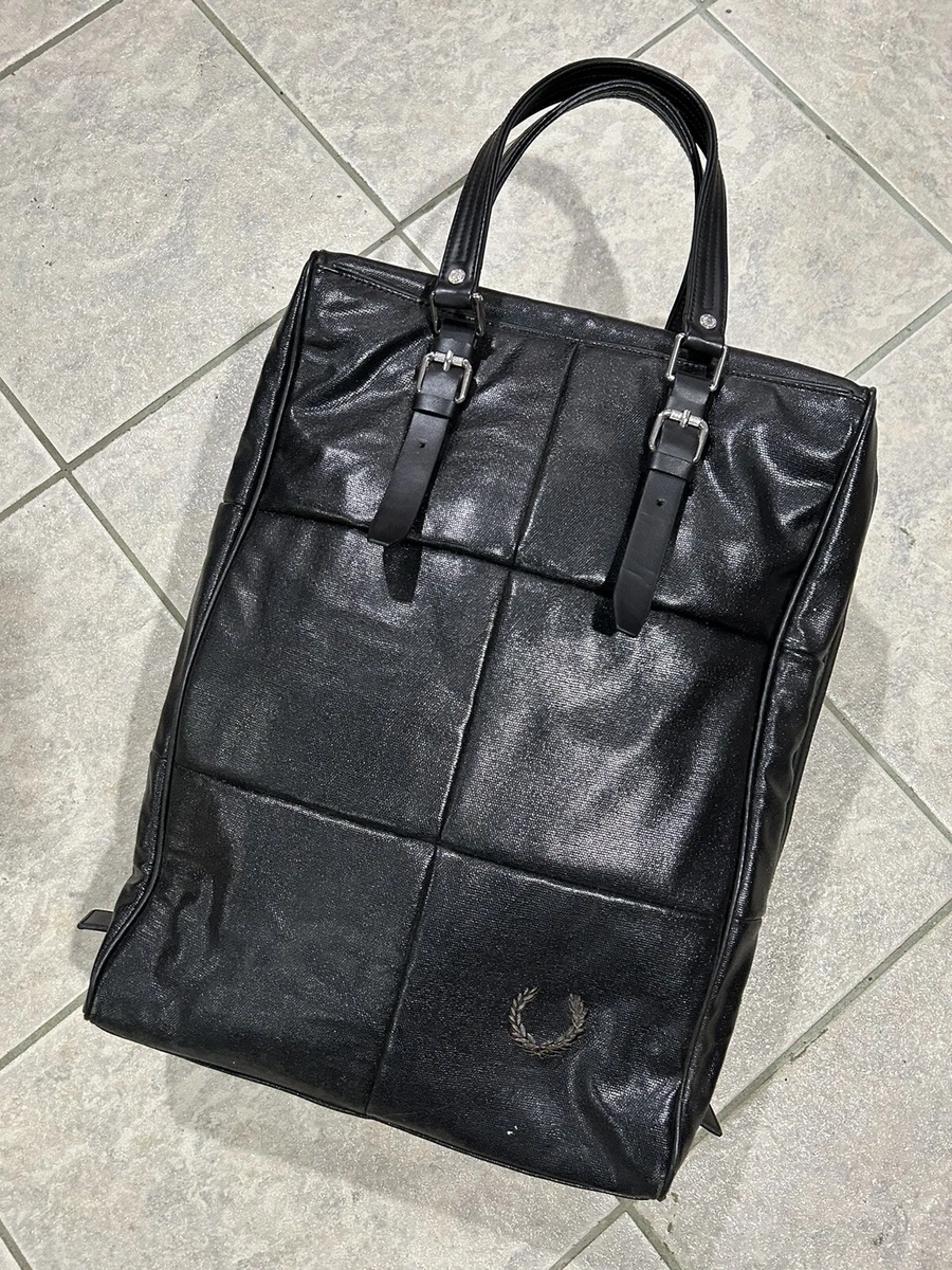 Fred perry deals leather backpack