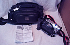 JVC COMPACT VHS CAMCORDER GR-740 WITH CASE AND ACCESSORIES