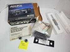 NEW - Audiovox AV932 AM/FM Stereo Radio Cassette Tape Player - Not Orig Knobs