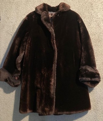 Nelson Royal Star Mouton Lamb mahogany vintage fur stroller