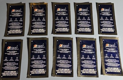 Crest 3D Whitestrips - 10 Pouches 20 Strips Total - 60 Minute Treatment.