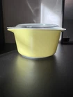 Vintage PYREX Yellow/Verde 1 Quart Casserole Dish With lid