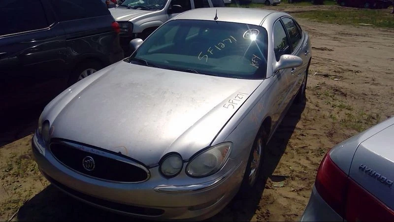 1996-2005 Buick Lesabre Regal 3.8L Lower Intake Manifold Assembly OEM - Image 3 of 4