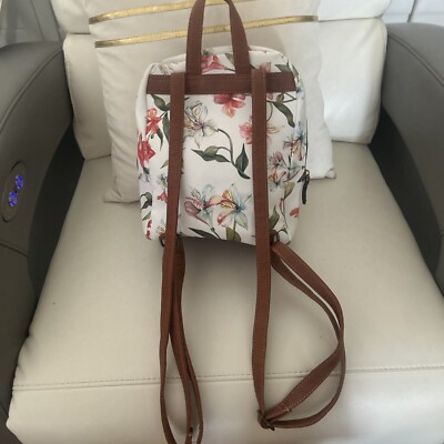 BOC BORN CONCEPT FLORAL SADDLE MINI BACKPACK WOMENS | eBay display picture 2