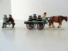 Dept 56 New England Village A New Potbellied Stove For Christmas Set of 2 56593