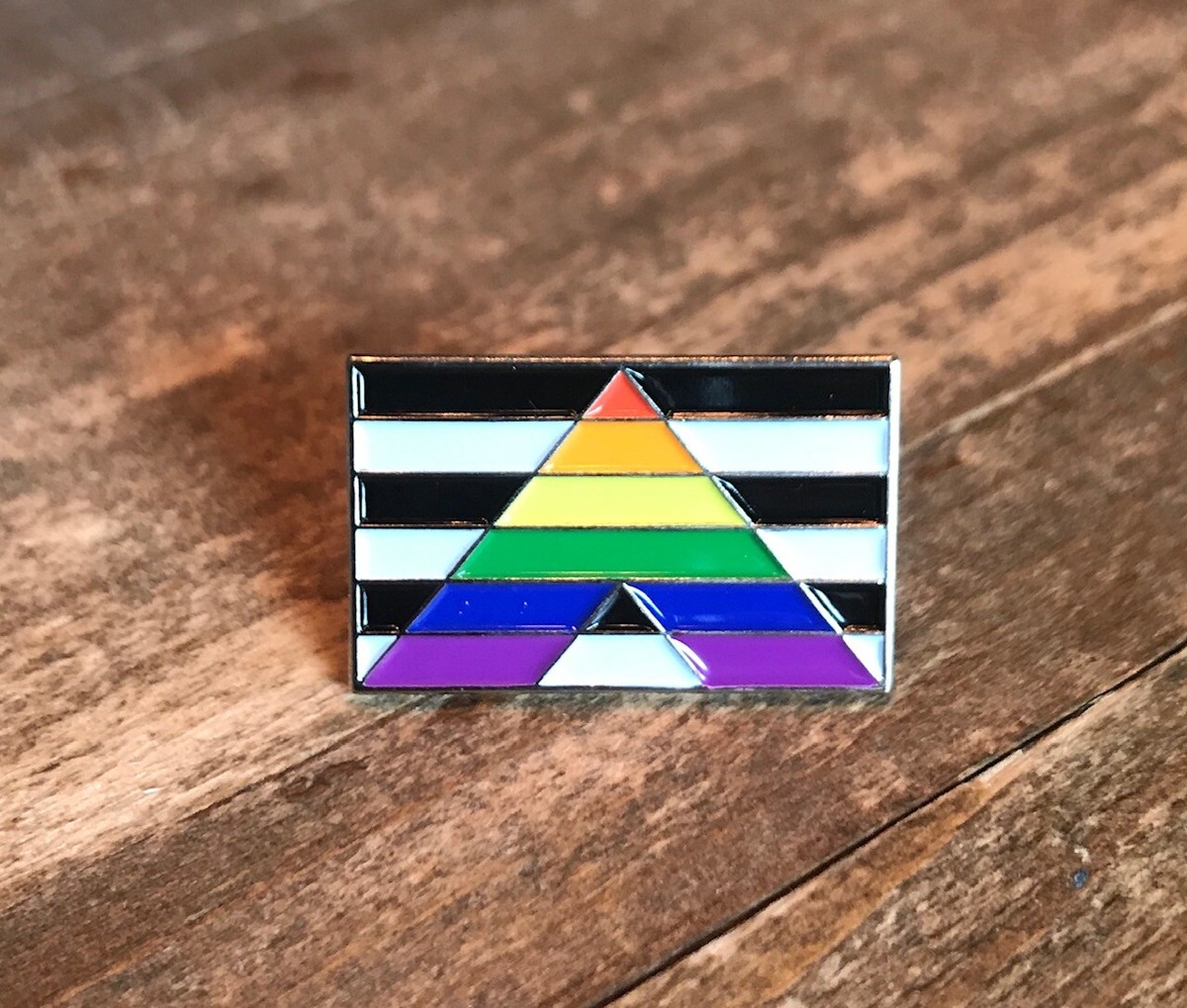 Rainbow Pride Flag Brooch LGBTQ Lapel Pin Ally Badge Equality Gay Lesbian Pins - Foto 11
