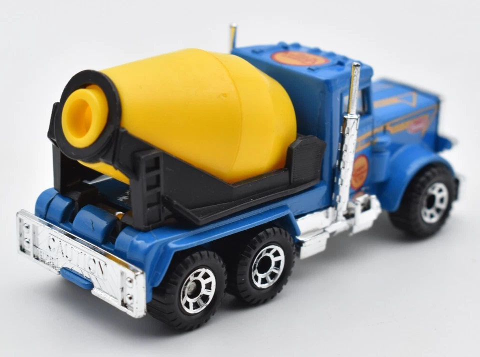 Matchbox Superfast #19 Peterbilt Cement Truck Kwik Set Cement. Made in Macao - Immagine 2 di 4