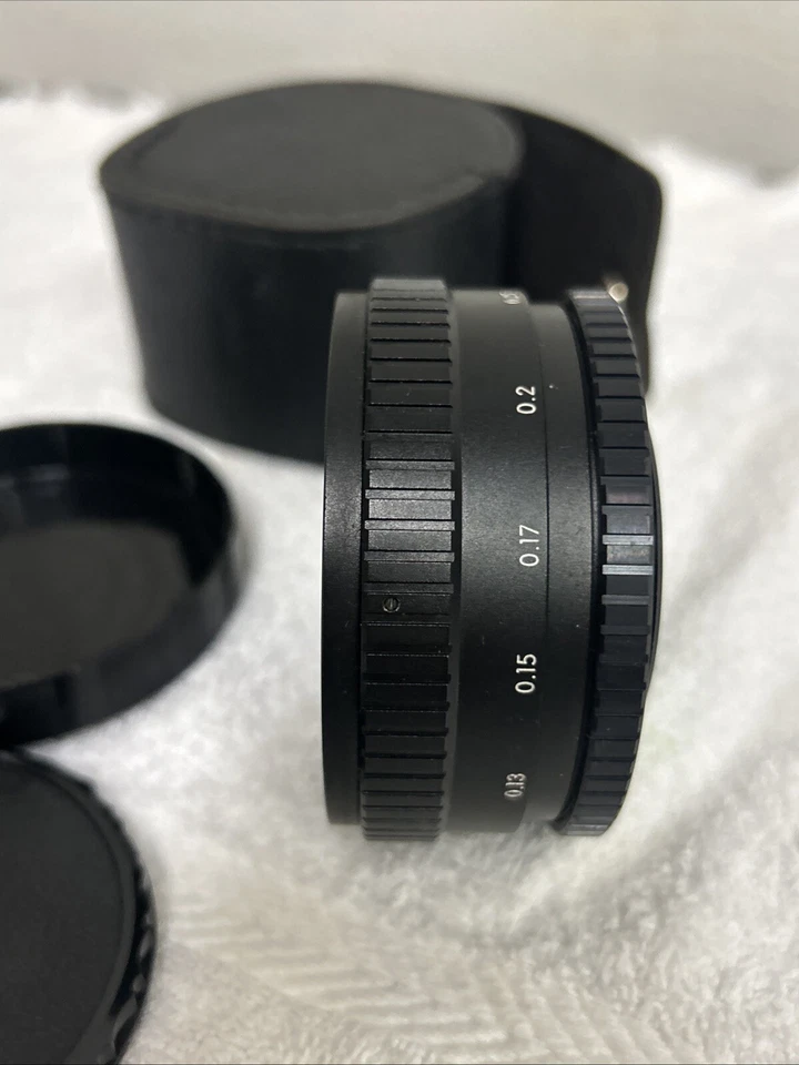 Hoya Zoom Close-Up Camera Lens Fits 49mm Screw Mount - Image 3 of 4