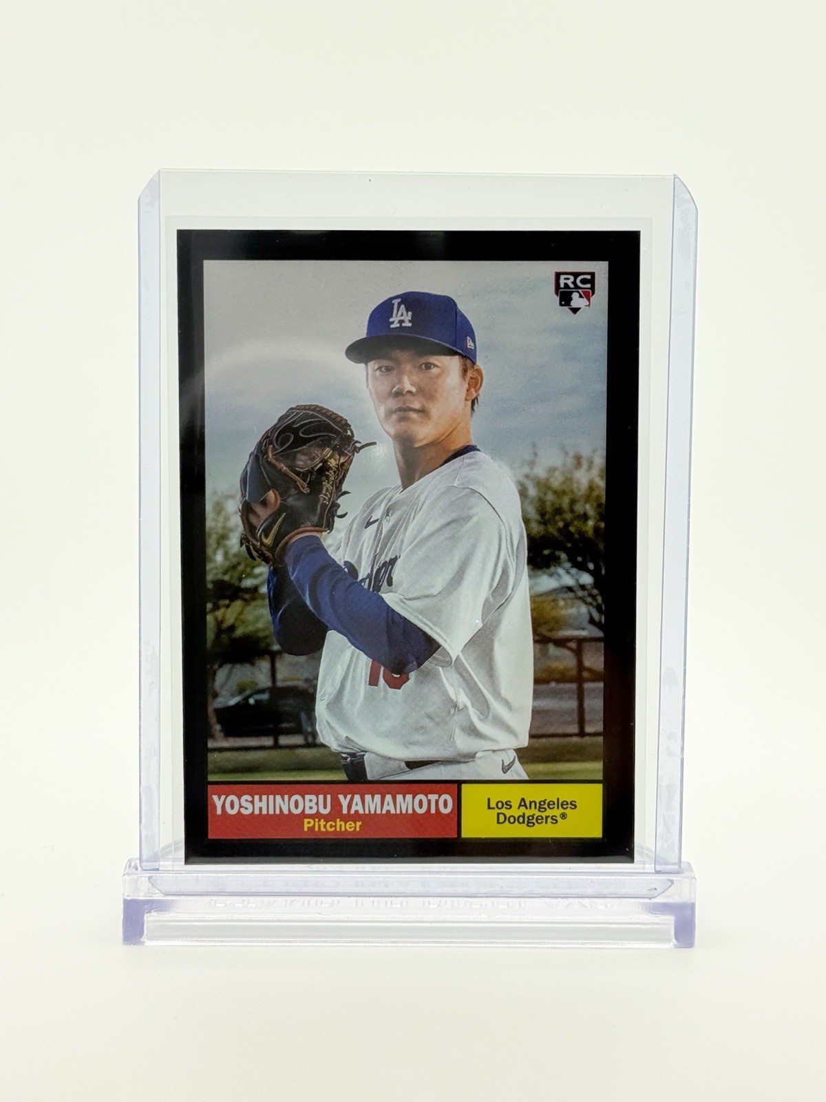 2024 Topps Archives 1961 Topps Black Foilboard Yoshinobu Yamamoto #61 Rookie RC