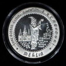 1990 .999 Silver $1 Merlin Excalibur Hotel 3-D Proof Like Rare Casino Token
