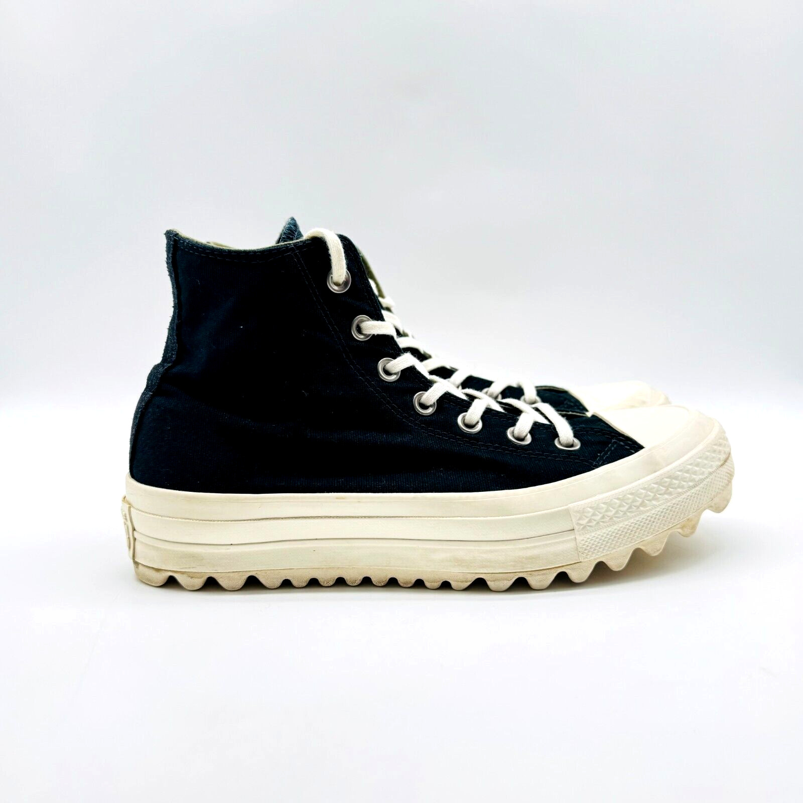 Converse Shoes Womens 8 Black High Top Sneakers Platform Canvas All Star Chucks Converse Shoes Womens 8 Black High Top Sneakers Platform Canvas All Star Chucks