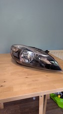 Genuine Volvo V40 Driver Side (RHS) Halogen Headlight - 31420006
