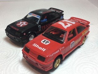 SCALEXTRIC VINTAGE FORD SIERRA XR4i COSWORTHS TEXACO/ SHELL NICE CONDITION FAST!