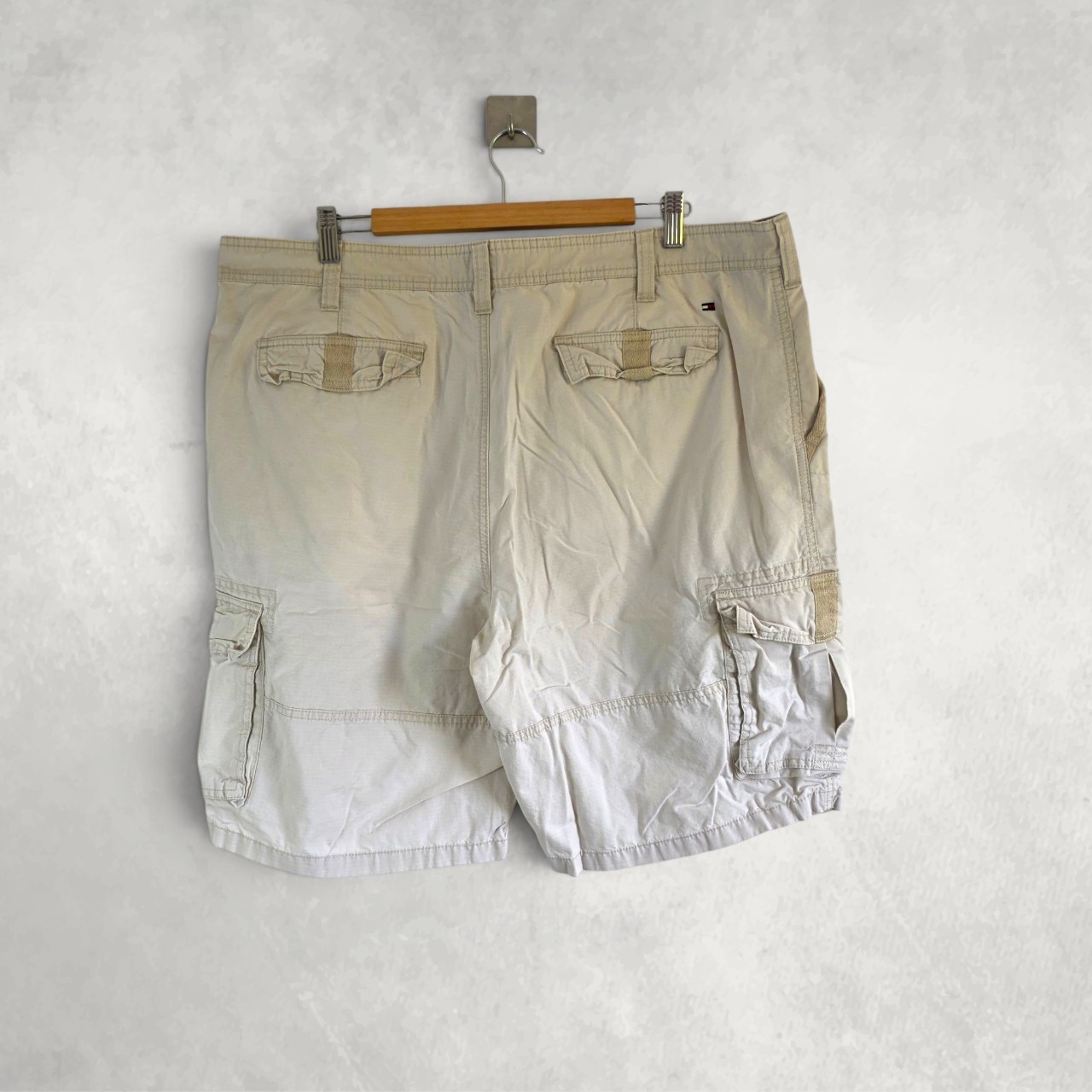 Tommy Hilfiger Cargo Shorts Mens W41 Beige Cream Utility Casual Summer image 5