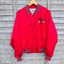 Vintage 90s Chicago Bulls NBA Chalk Line Varsity Satin Varsity Jacket Mens