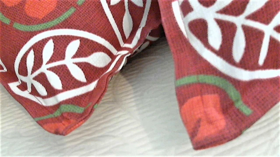 Juego de Almohadas Relleno 16" x 16" NUEVO Todo Poliéster Manchas Limpias Hecho en EE. UU. Foto 3 de 4